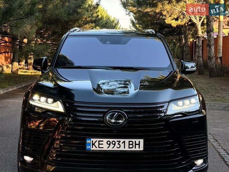 Позашляховик / Кросовер Lexus LX 2022 в Дніпрі