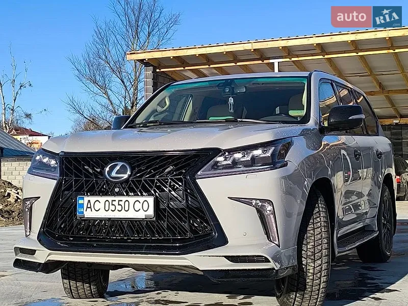 Lexus LX 2013
