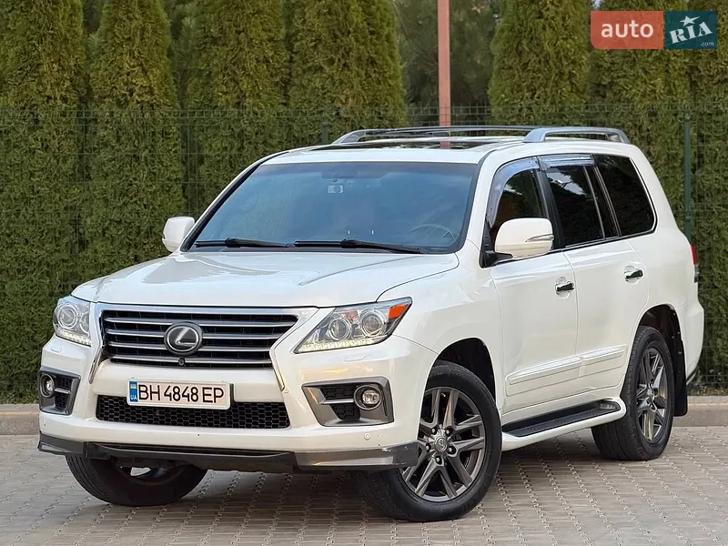 Lexus LX 2013