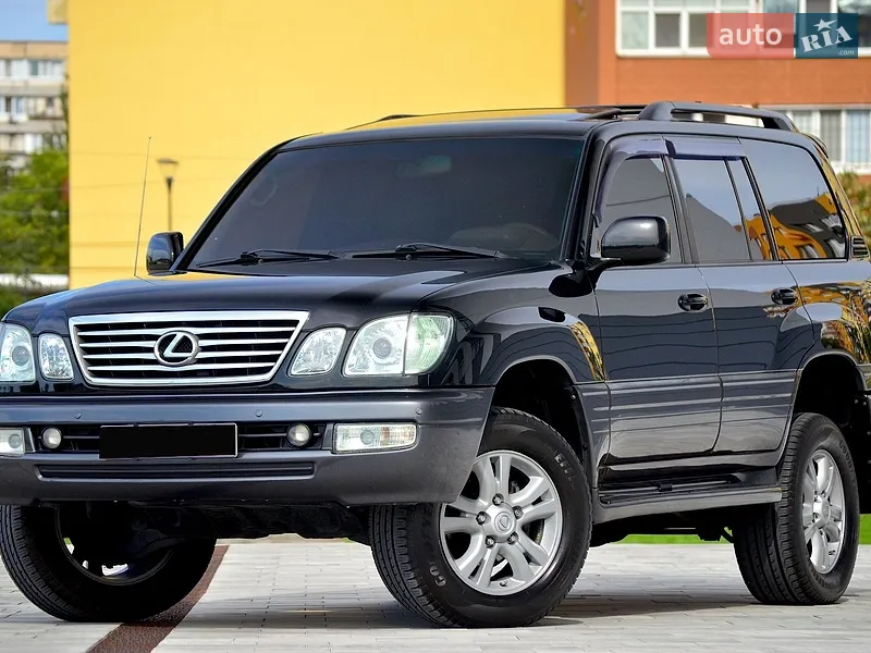 Lexus LX 2005