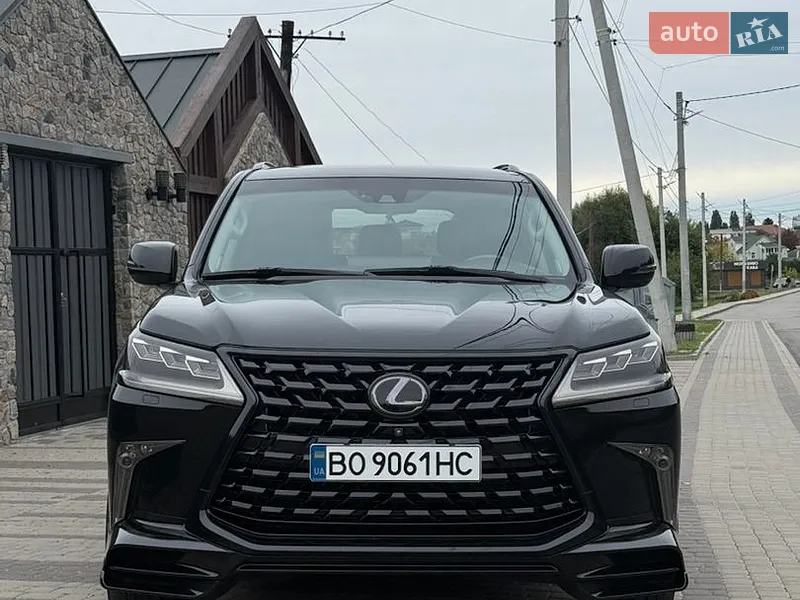 Lexus LX 2016