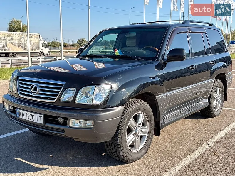 Lexus LX 2006