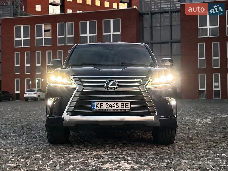 Lexus LX 2017