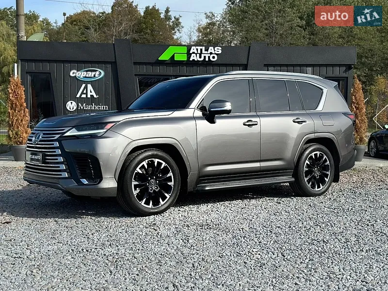 Lexus LX
