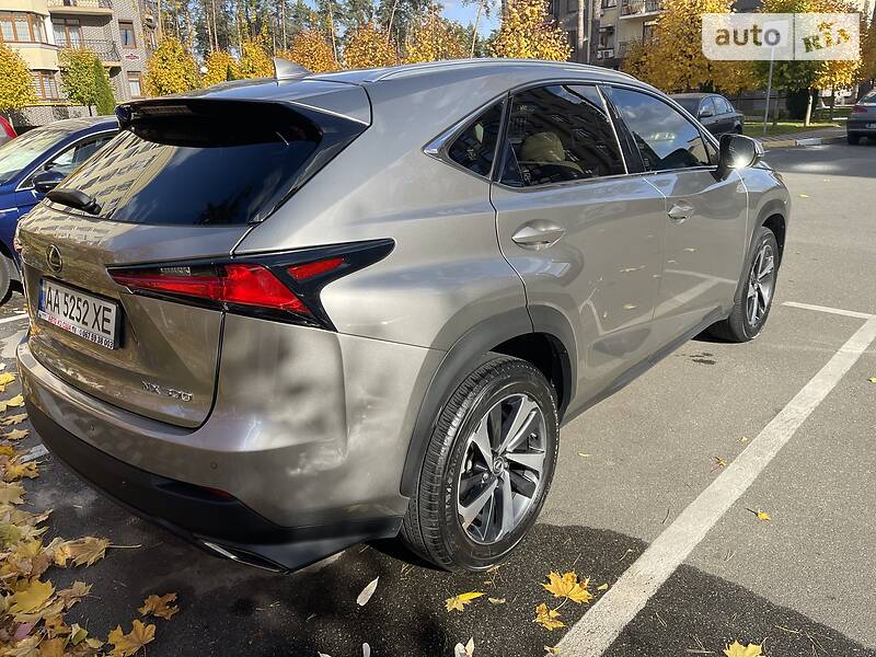 Внедорожник / Кроссовер Lexus NX 2017 в Киеве