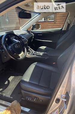 Внедорожник / Кроссовер Lexus NX 2017 в 