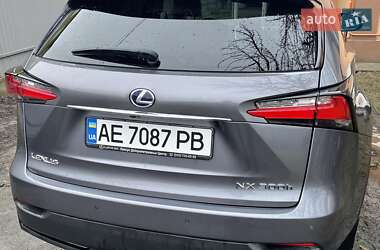 Внедорожник / Кроссовер Lexus NX 2014 в 