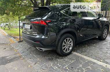 Внедорожник / Кроссовер Lexus NX 2021 в 