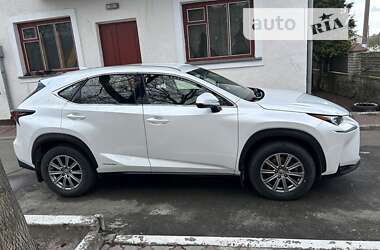 Внедорожник / Кроссовер Lexus NX 2015 в Киеве