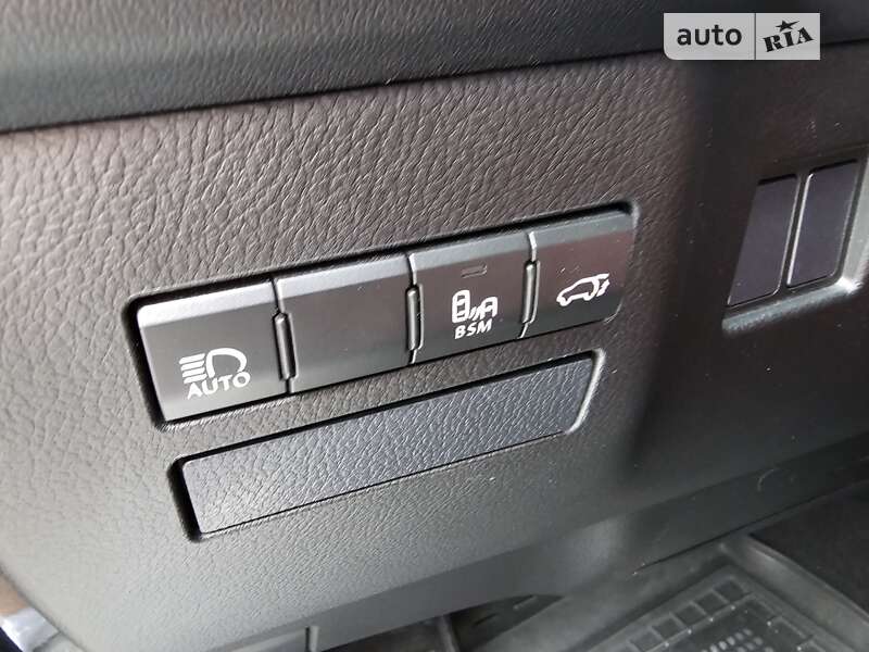 Внедорожник / Кроссовер Lexus NX 2020 в Одессе