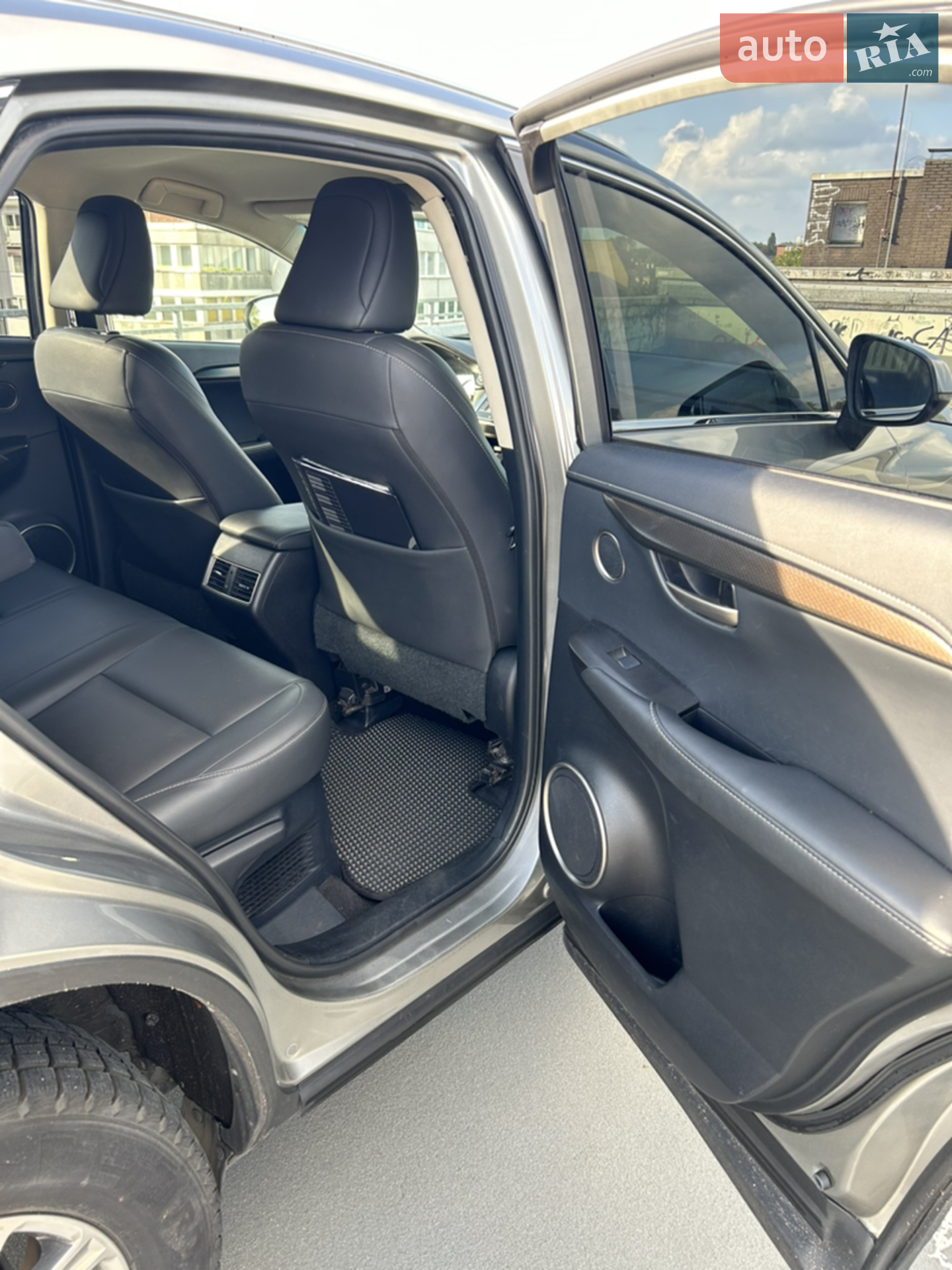 Lexus NX 2016 VIN JTJYARBZ0G2047816 фото оголошення 8 з 17