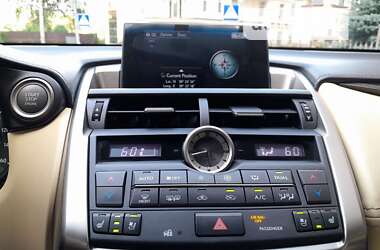 Внедорожник / Кроссовер Lexus NX 2015 в 