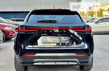 Внедорожник / Кроссовер Lexus NX 2022 в 