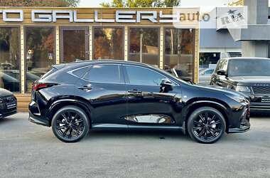 Внедорожник / Кроссовер Lexus NX 2022 в 
