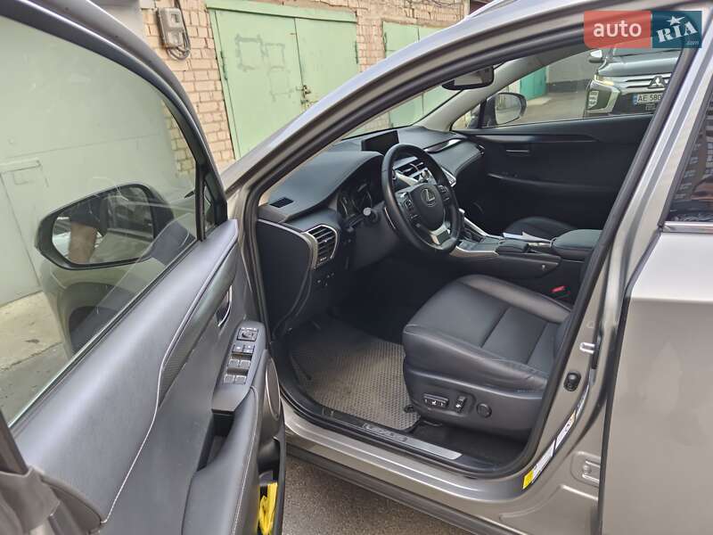 Внедорожник / Кроссовер Lexus NX 2018 в Днепре