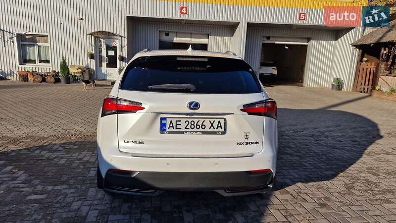 Позашляховик / Кросовер Lexus NX 2014 в Дніпрі