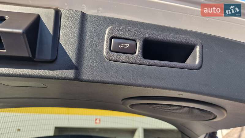 Позашляховик / Кросовер Lexus NX 2014 в Дніпрі