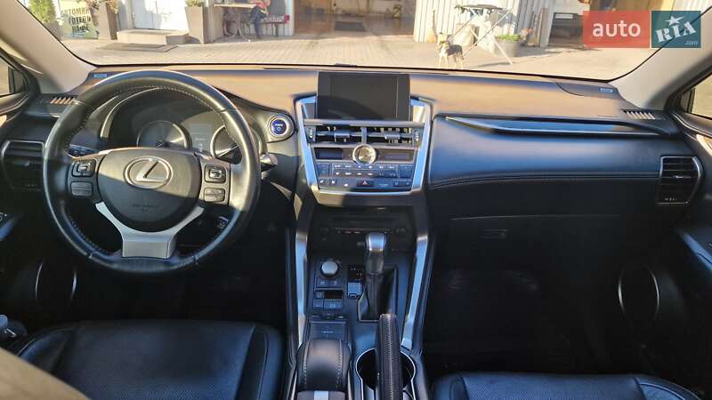 Позашляховик / Кросовер Lexus NX 2014 в Дніпрі