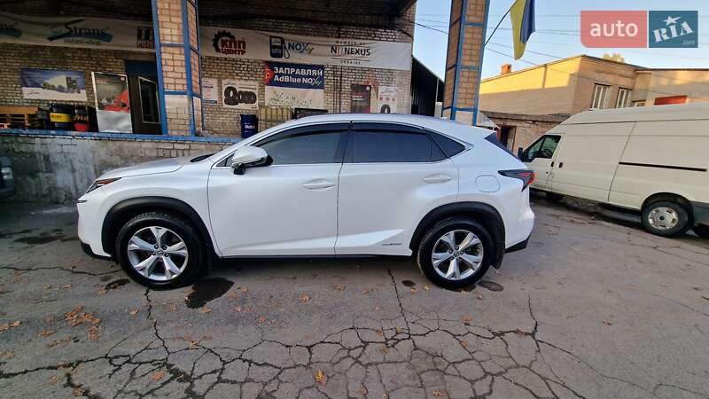 Позашляховик / Кросовер Lexus NX 2014 в Дніпрі