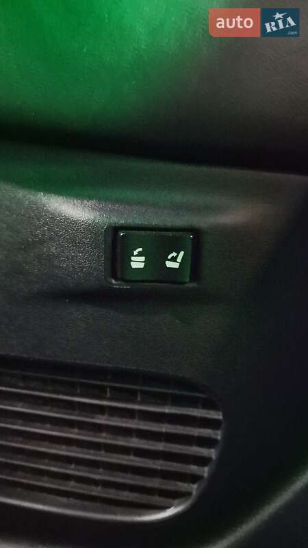 Позашляховик / Кросовер Lexus NX 2014 в Дніпрі