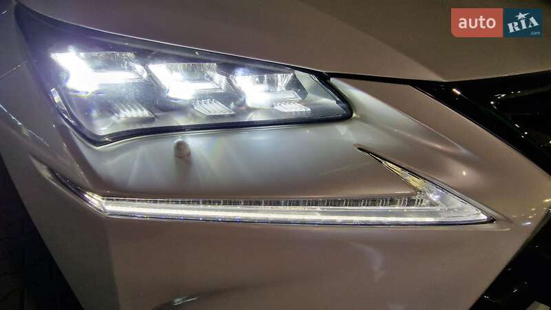 Позашляховик / Кросовер Lexus NX 2014 в Дніпрі