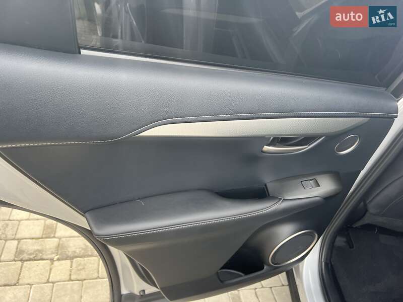 Внедорожник / Кроссовер Lexus NX 2015 в Яворове фото 9 Внедорожник / Кроссовер Lexus NX 2015 в Яворове