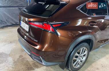 Внедорожник / Кроссовер Lexus NX 2018 в 