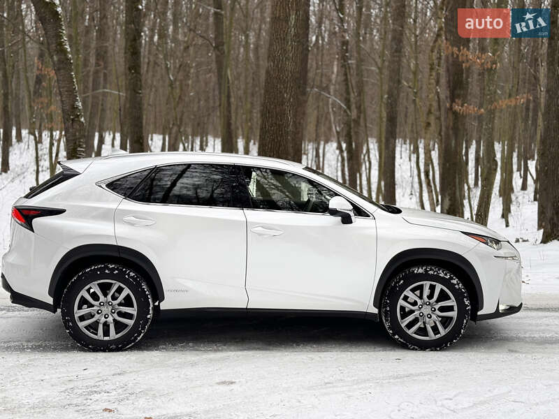 Внедорожник / Кроссовер Lexus NX 2016 в Луцке