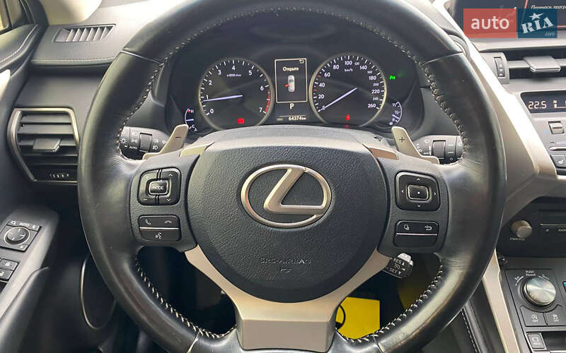 Внедорожник / Кроссовер Lexus NX 2018 в Мукачево