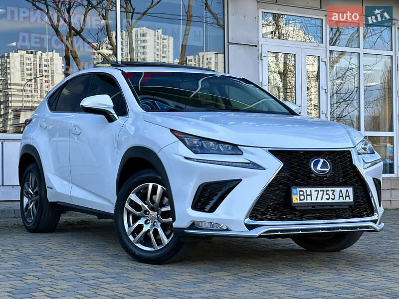 Внедорожник / Кроссовер Lexus NX 2015 в Одессе