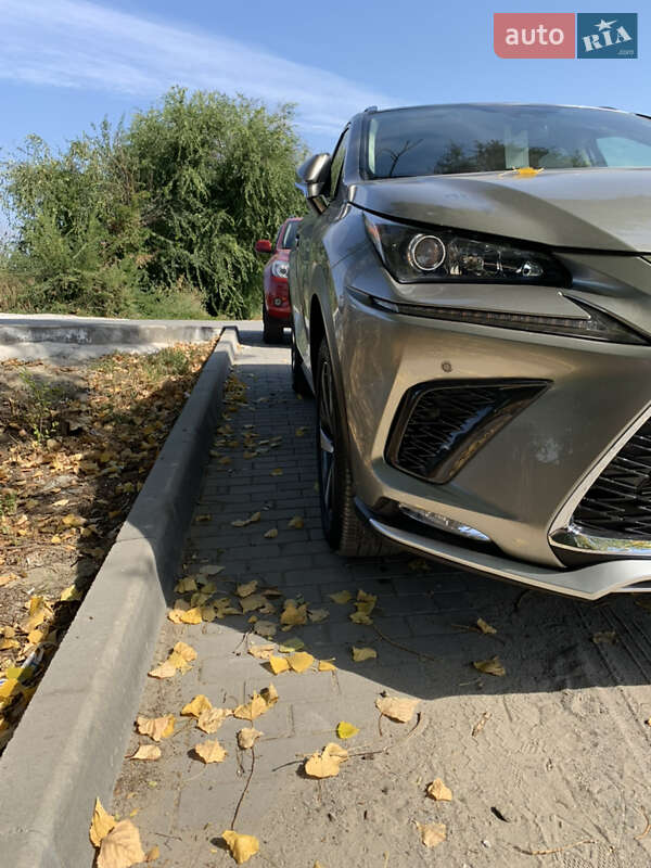 Внедорожник / Кроссовер Lexus NX 2019 в Киеве