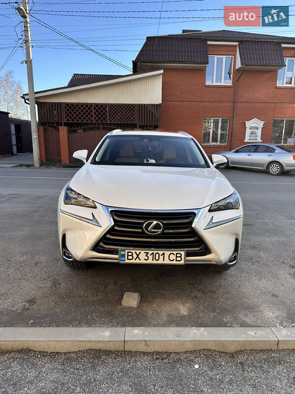 Позашляховик / Кросовер Lexus NX 2016 в Шепетівці