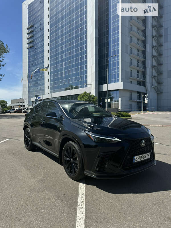 Внедорожник / Кроссовер Lexus NX 2022 в Киеве