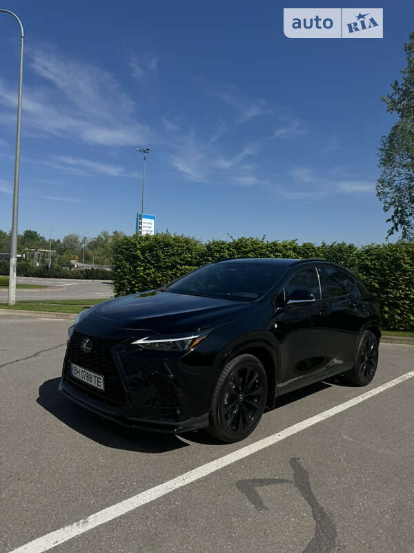 Внедорожник / Кроссовер Lexus NX 2022 в Киеве