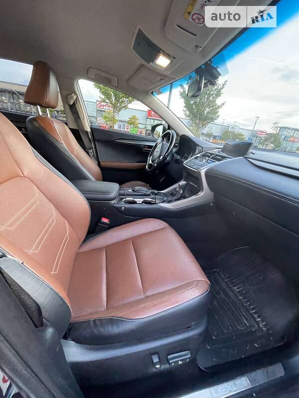 Внедорожник / Кроссовер Lexus NX 2015 в Киеве