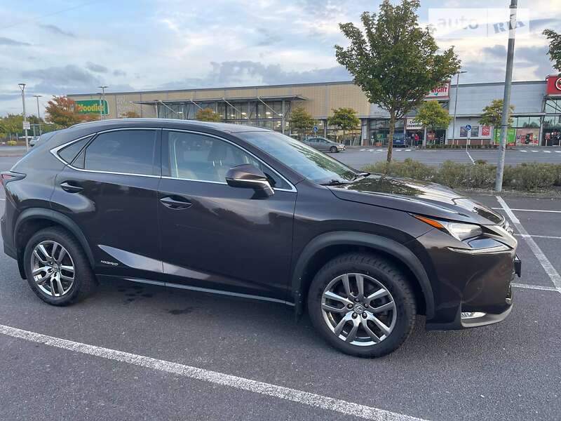 Внедорожник / Кроссовер Lexus NX 2015 в Киеве