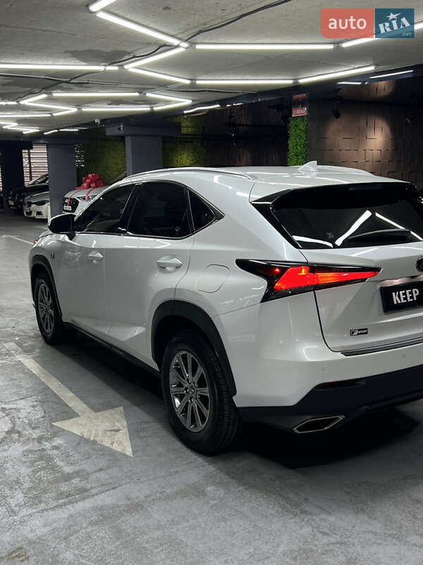 Внедорожник / Кроссовер Lexus NX 2019 в Одессе