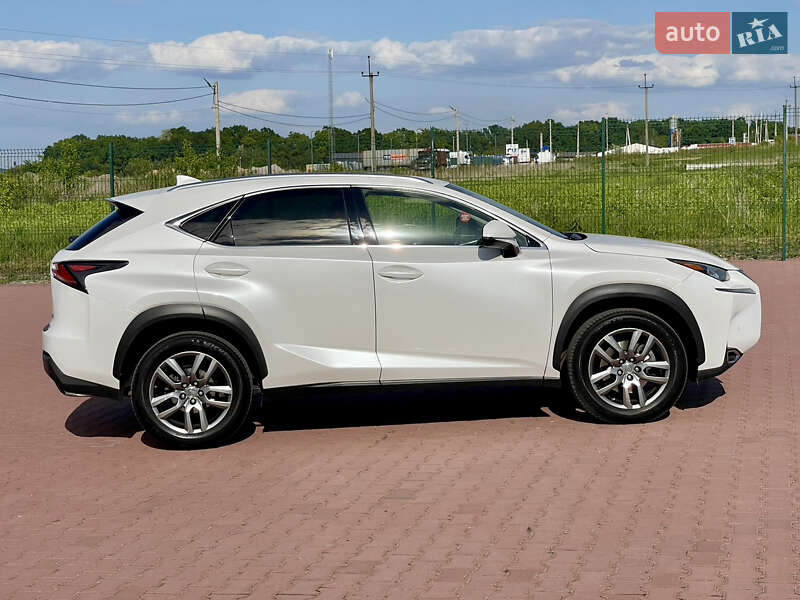 Внедорожник / Кроссовер Lexus NX 2016 в Ровно