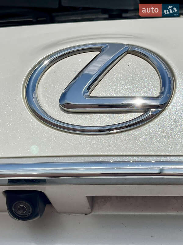 Внедорожник / Кроссовер Lexus NX 2016 в Ровно