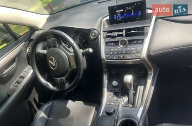 Внедорожник / Кроссовер Lexus NX 2015 в 