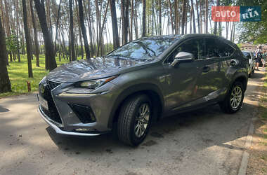 Внедорожник / Кроссовер Lexus NX 2015 в 
