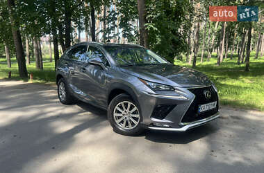 Внедорожник / Кроссовер Lexus NX 2015 в 