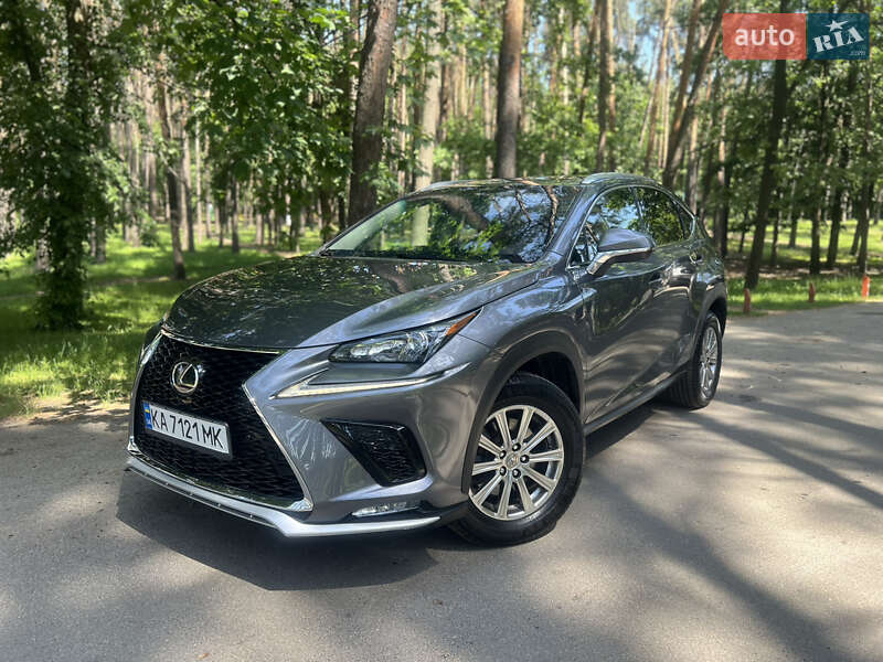Позашляховик / Кросовер Lexus NX 2015 в Києві