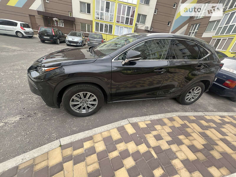 Внедорожник / Кроссовер Lexus NX 2018 в Киеве