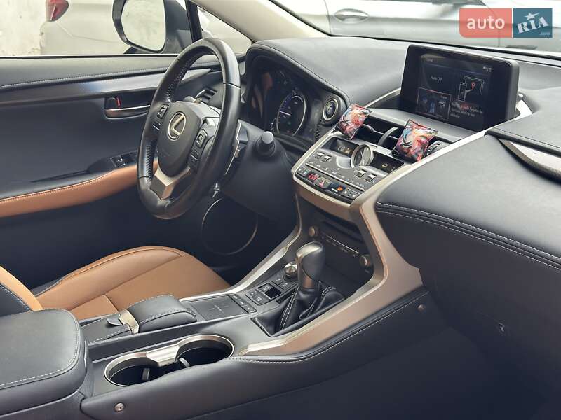 Внедорожник / Кроссовер Lexus NX 2019 в Одессе