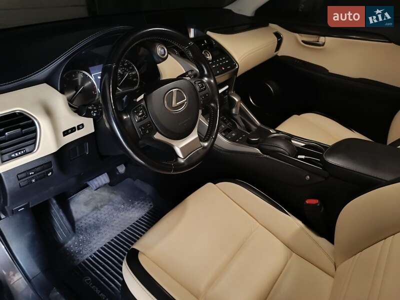 Внедорожник / Кроссовер Lexus NX 2016 в Харькове