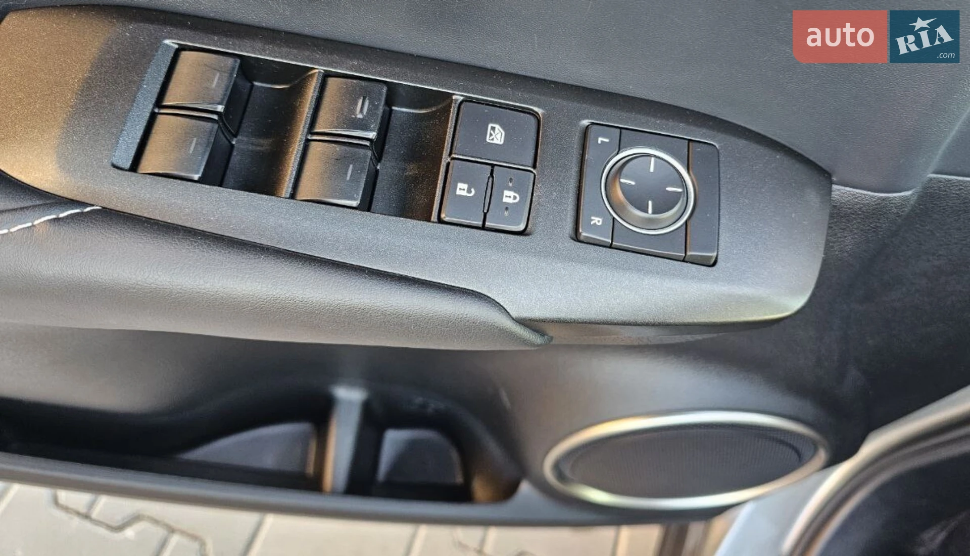 2016 Lexus NX - мініатюра 20