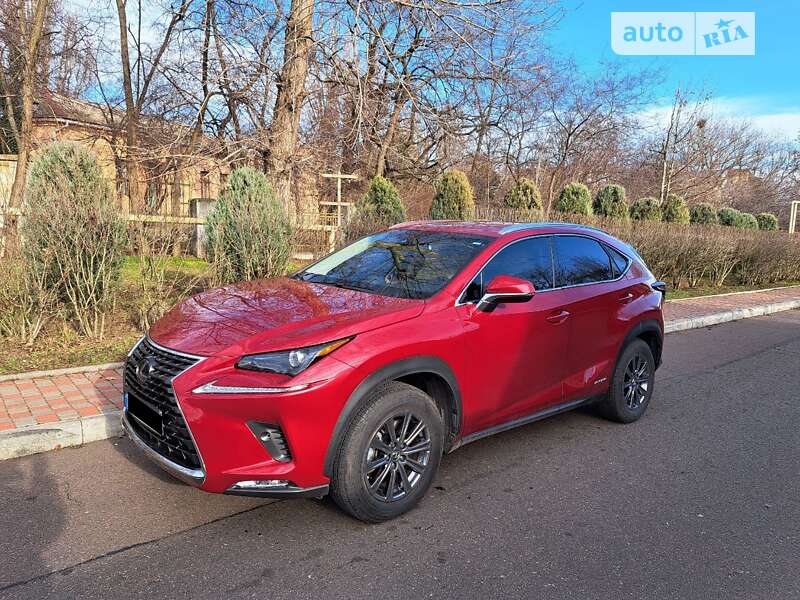Lexus NX 2018