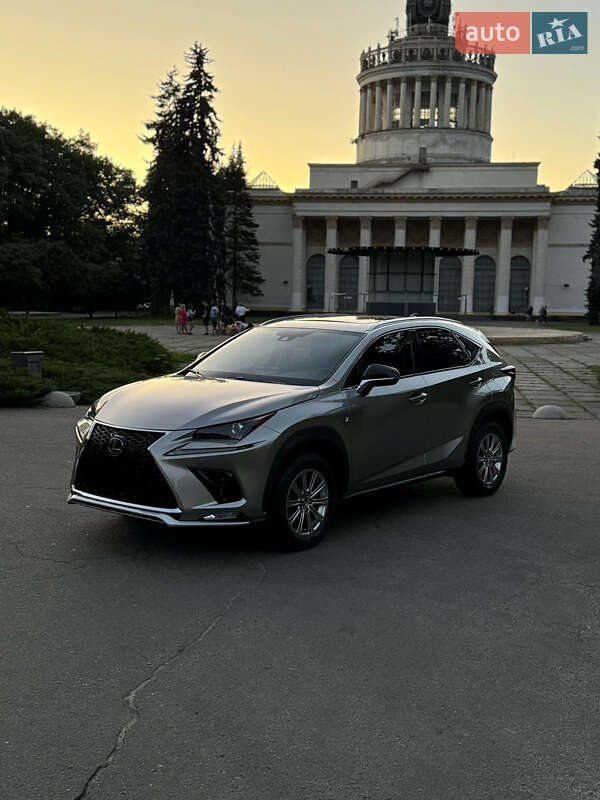 Lexus NX 2018