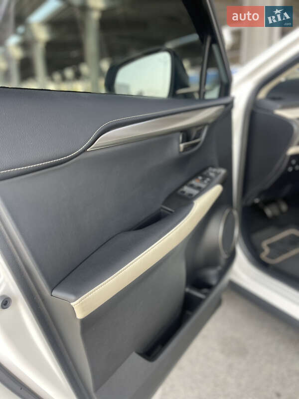 Внедорожник / Кроссовер Lexus NX 2020 в Киеве